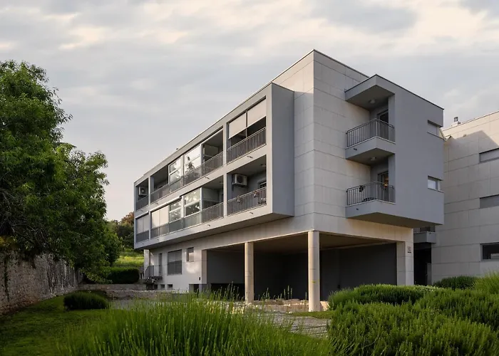 Kata Premium 아파트 브르사르